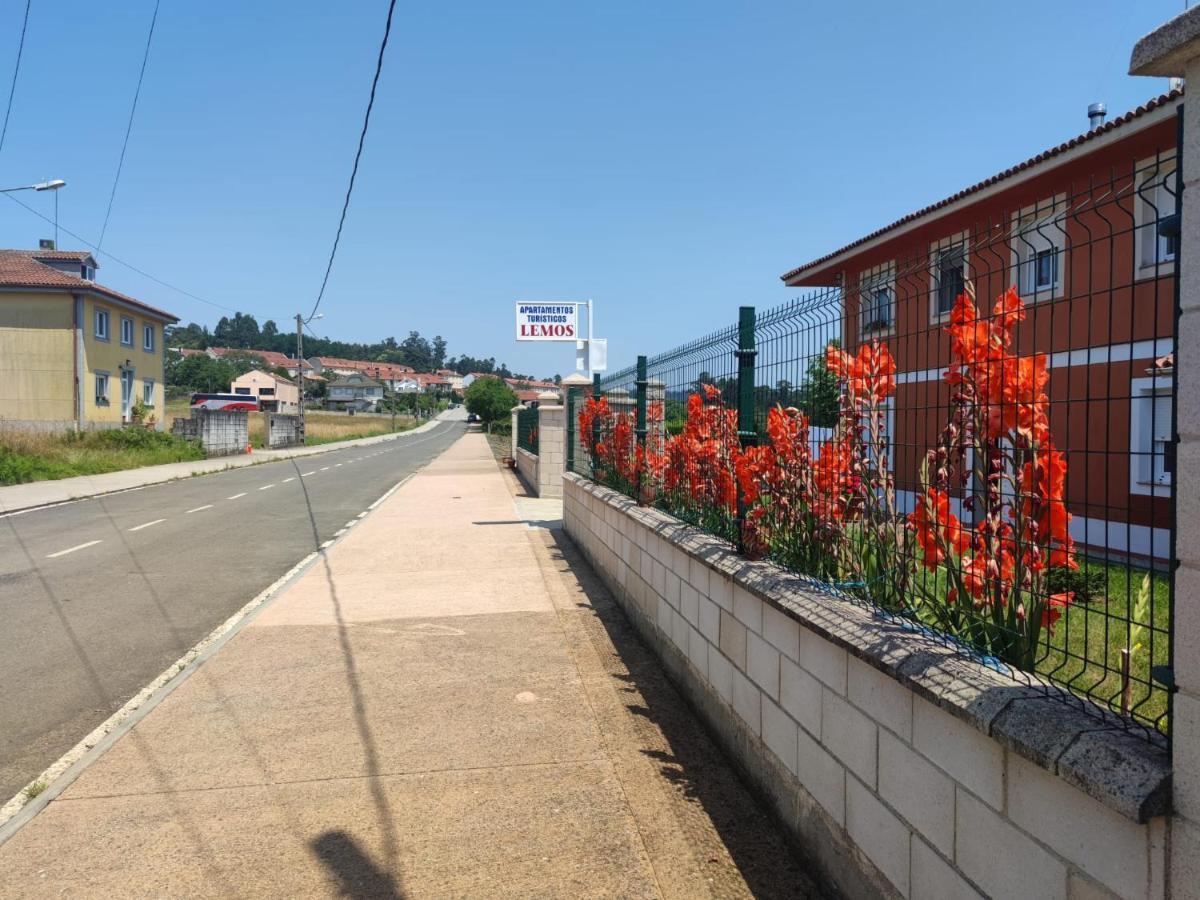 Apartamentos Turisticos Lemos O Pedrouzo Dış mekan fotoğraf